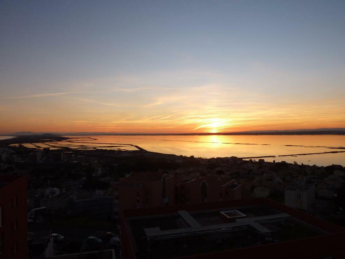 Sète "Bien Vivre Ensemble" Aux Marches Du Soleil - Chambres Privees Chez L'Habitant Dans Appartement Partage מראה חיצוני תמונה